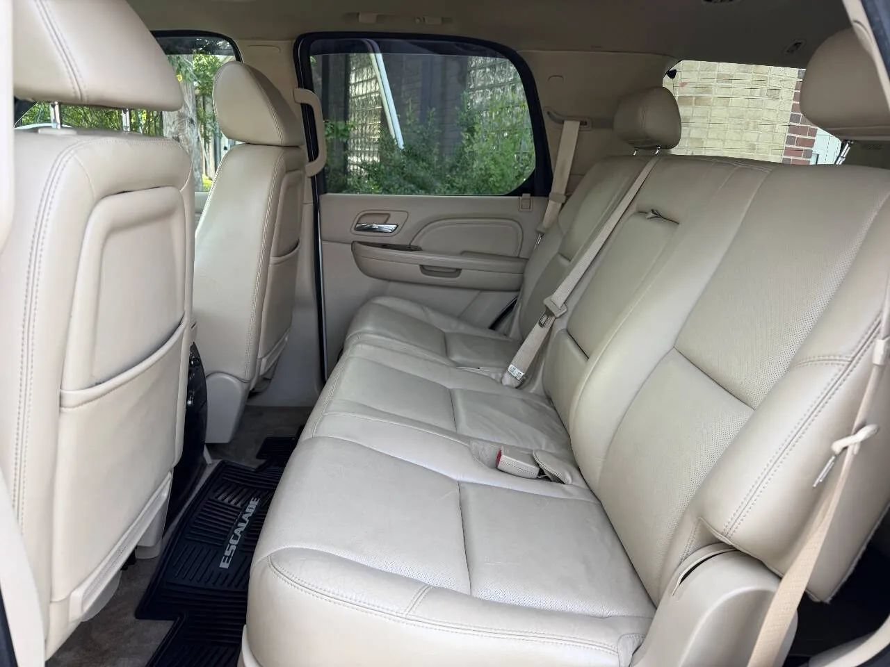 Used 2009 Cadillac Escalade 4WD Hybrid image 42