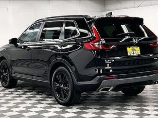 Used 2025 Honda CR-V Sport Touring video 2