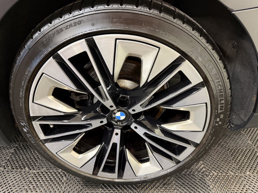 Used 2024 BMW 530i xDrive w/ Premium Package AWD/4WD image 26