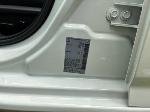 Used 2025 Nissan Altima 2.5 SV FWD image 23
