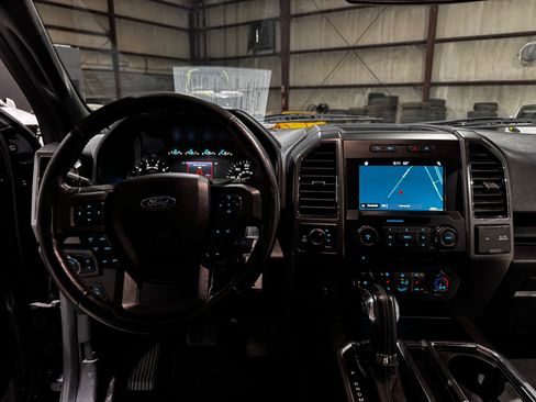 Used 2018 Ford F150 XLT w/ Equipment Group 302A Luxury image 28