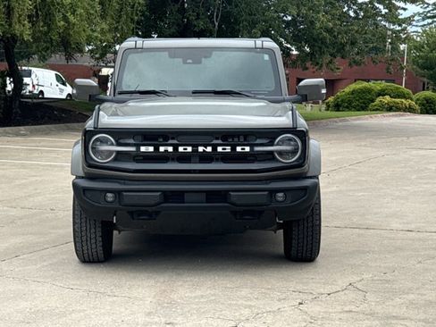 Used 2025 Ford Bronco Outer Banks AWD/4WD image 2