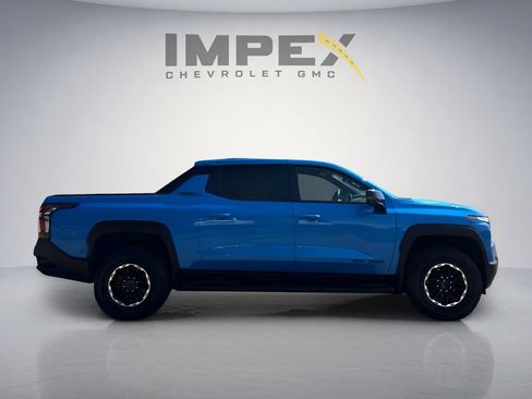 Used 2026 Chevrolet Silverado EV Trail Boss AWD/4WD image 6