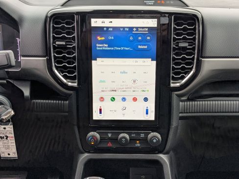 New 2025 Ford Ranger XLT w/ FX4 Off-Road Package image 17
