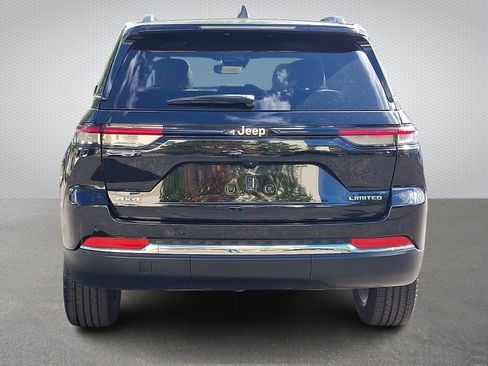 Certified 2023 Jeep Grand Cherokee Limited image 5