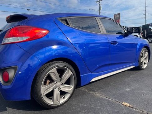 Used 2013 Hyundai Veloster Turbo FWD image 8