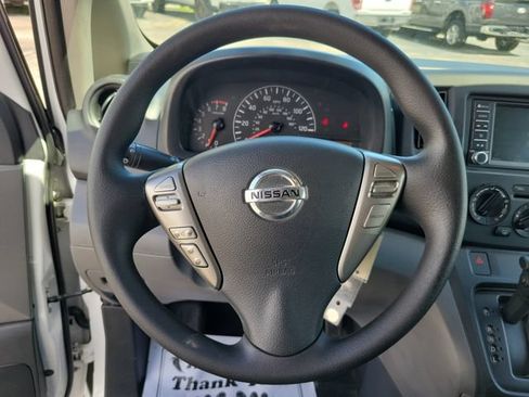 Used 2021 Nissan NV200 SV w/ Sliding Door Glass Package FWD image 17