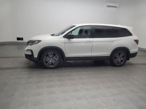 Used 2022 Honda Pilot Sport image 2