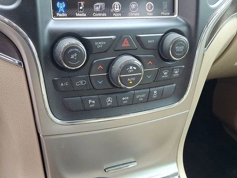 Used 2016 Jeep Grand Cherokee Limited image 11