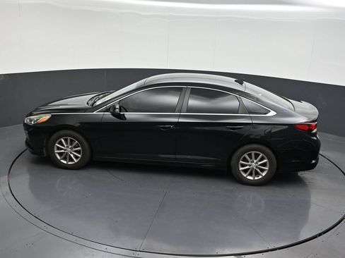 Used 2018 Hyundai Sonata SE FWD image 16