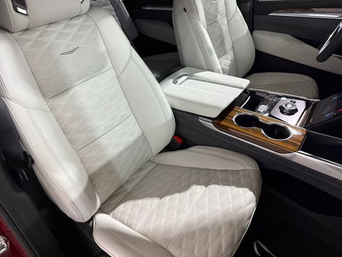 New 2025 Cadillac Escalade Premium Luxury Platinum image 61