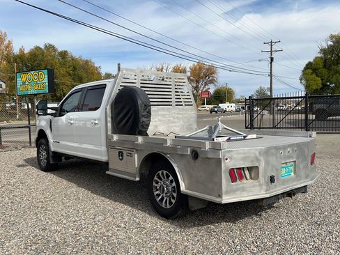 Used 2022 Ford F350 Lariat w/ Lariat Value Package image 4