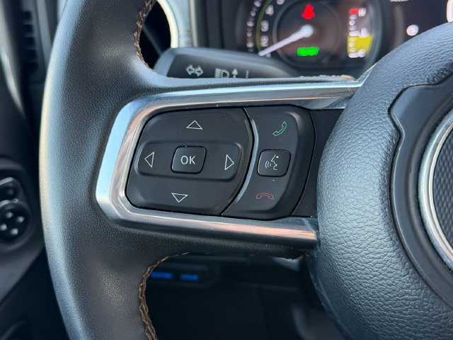 Used 2024 Jeep Wrangler Unlimited Sahara AWD/4WD image 17