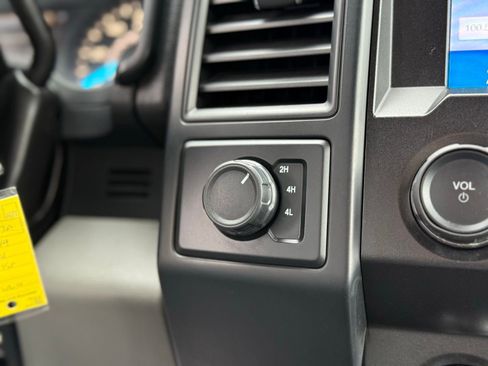 Used 2019 Ford F150 XL w/ Equipment Group 101A Mid image 22