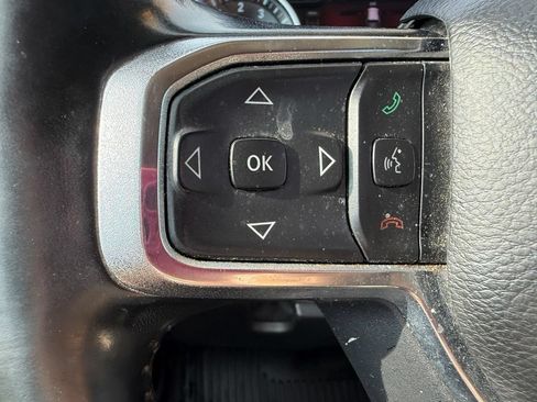 Used 2019 RAM 1500 Laramie AWD/4WD image 35