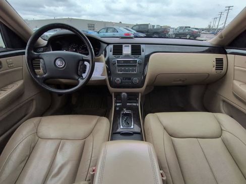 Used 2008 Cadillac DTS w/ Sun And Sound Package image 15