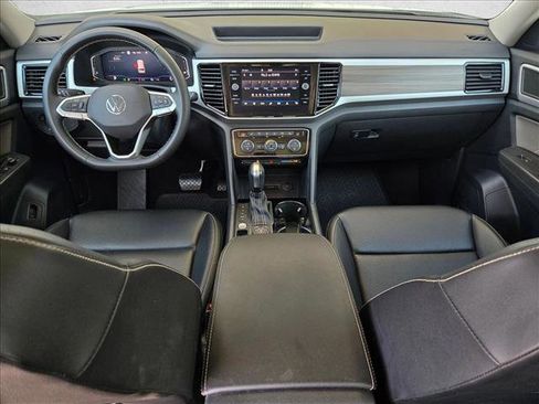 Used 2023 Volkswagen Atlas SEL AWD/4WD image 22