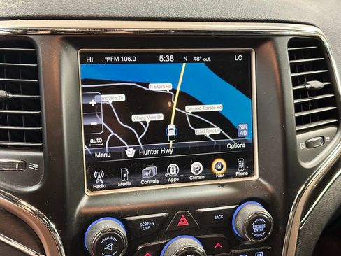 Used 2017 Jeep Grand Cherokee Limited AWD/4WD image 14