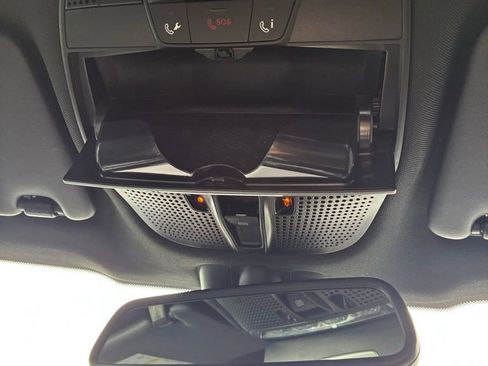 Used 2019 Mercedes-Benz GLC 300 4MATIC image 42