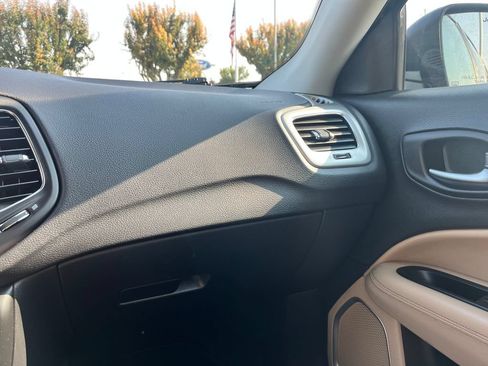 Used 2018 Jeep Compass Sport AWD/4WD image 16