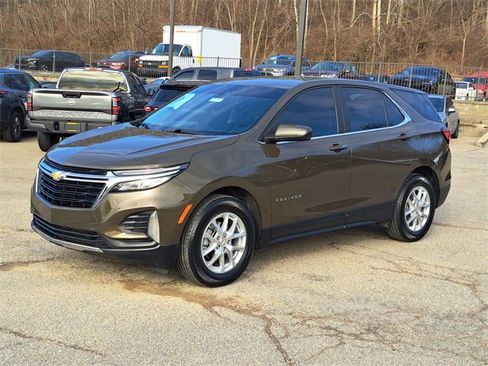 Used 2024 Chevrolet Equinox LT image 1