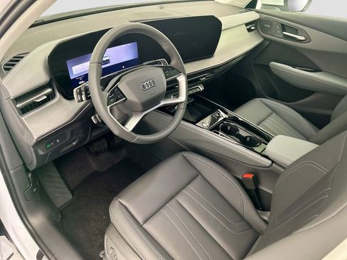New 2026 Audi Q3 quattro 2.0T AWD/4WD image 9