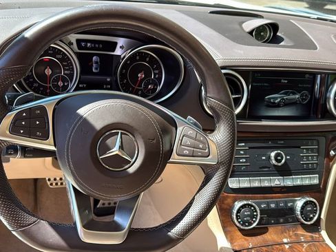 Certified 2024 Mercedes-Benz E 350 4MATIC Sedan image 18