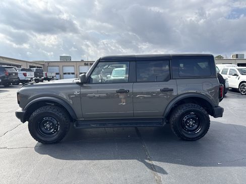 New 2026 Ford Bronco Outer Banks image 8
