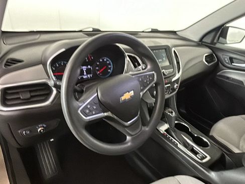 Used 2018 Chevrolet Equinox LS FWD image 15