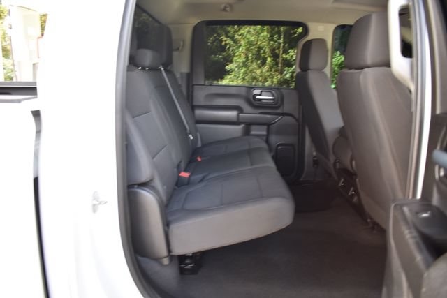 Used 2022 Chevrolet Silverado 2500 Custom w/ Custom Convenience Package AWD/4WD image 15