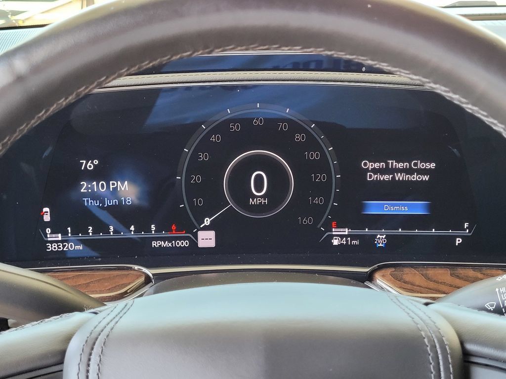 Used 2022 Cadillac Escalade Sport Platinum w/ LPO, ONYX Package AWD/4WD image 12