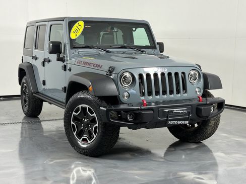 Used 2015 Jeep Wrangler Unlimited Rubicon AWD/4WD image 2