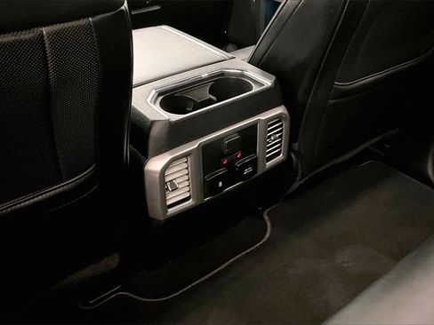 Used 2019 Ford F250 Platinum w/ Platinum Ultimate Package image 11