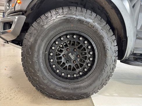 Used 2018 Ford F150 Raptor w/ Equipment Group 802A Luxury image 7