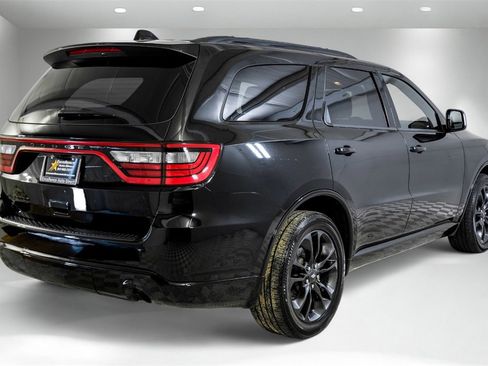 Used 2024 Dodge Durango SXT w/ SXT Blacktop Group image 9