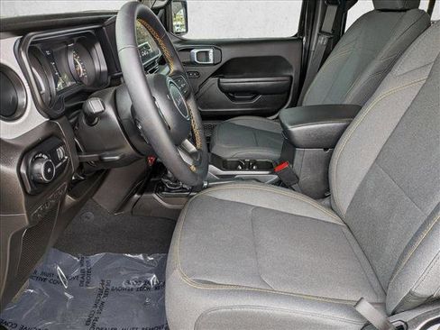 Used 2024 Jeep Wrangler Unlimited Sport AWD/4WD image 11