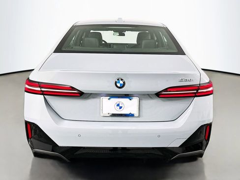 Used 2025 BMW 530i w/ M Sport Package image 6