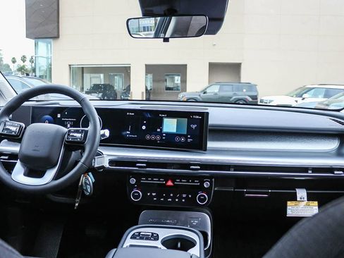 New 2026 Hyundai Ioniq 9 SE AWD/4WD image 17