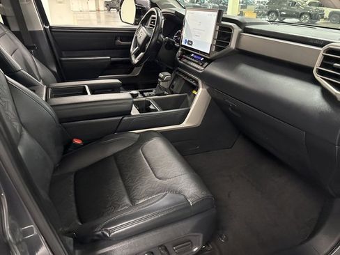 Used 2022 Toyota Tundra Limited image 9