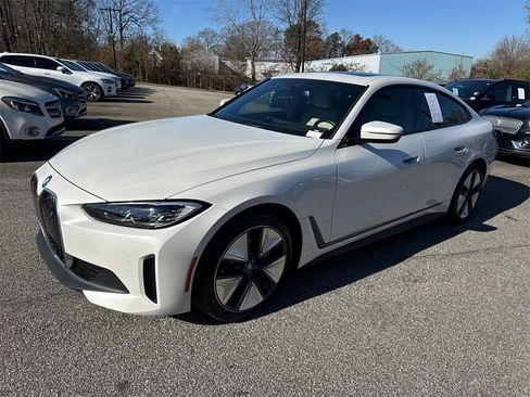 Used 2023 BMW i4 eDrive35 w/ Premium Package image 3