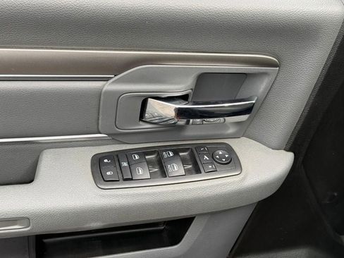 Used 2019 RAM 1500 Big Horn AWD/4WD image 11