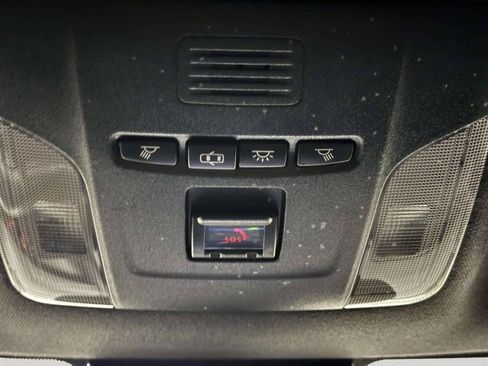 Used 2022 Toyota Corolla SE FWD image 25
