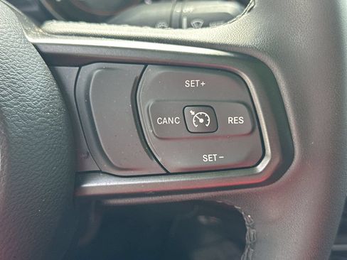 Used 2023 Jeep Gladiator Sport AWD/4WD image 26
