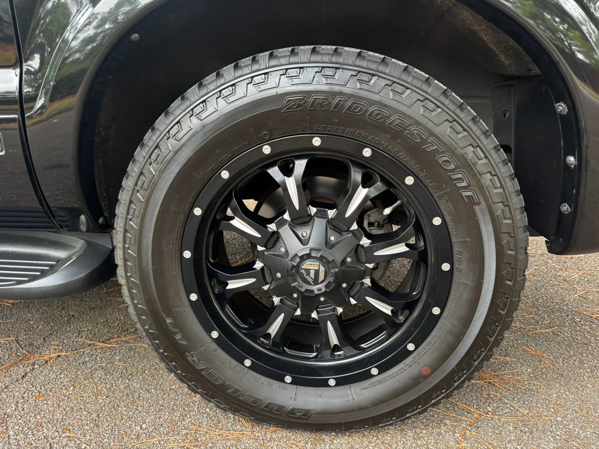 Used 2005 Ford Excursion Limited RWD image 27