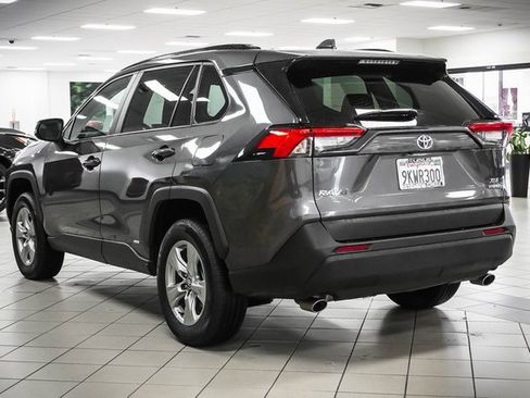 Used 2024 Toyota RAV4 XLE w/ Weather Package image 8