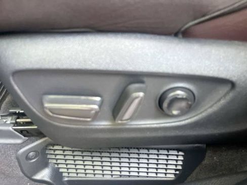 Used 2024 Toyota Sienna Platinum FWD image 12