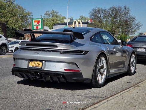 Used 2022 Porsche 911 GT3 RWD image 6