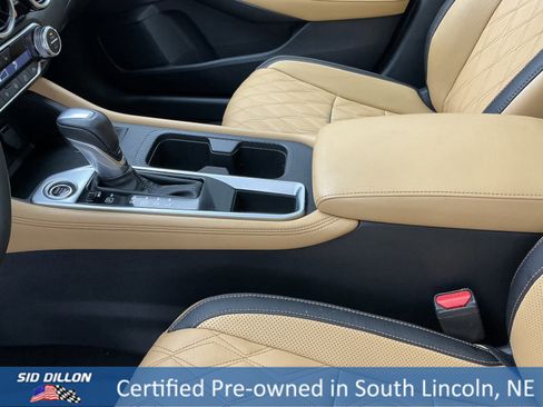 Used 2022 Nissan Sentra SV w/ SV Premium Package image 14