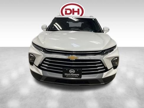 Used 2023 Chevrolet Blazer Premier w/ Driver Confidence II Package AWD/4WD image 6