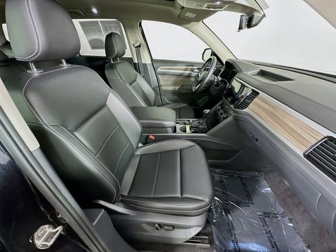 Used 2023 Volkswagen Atlas SEL image 38